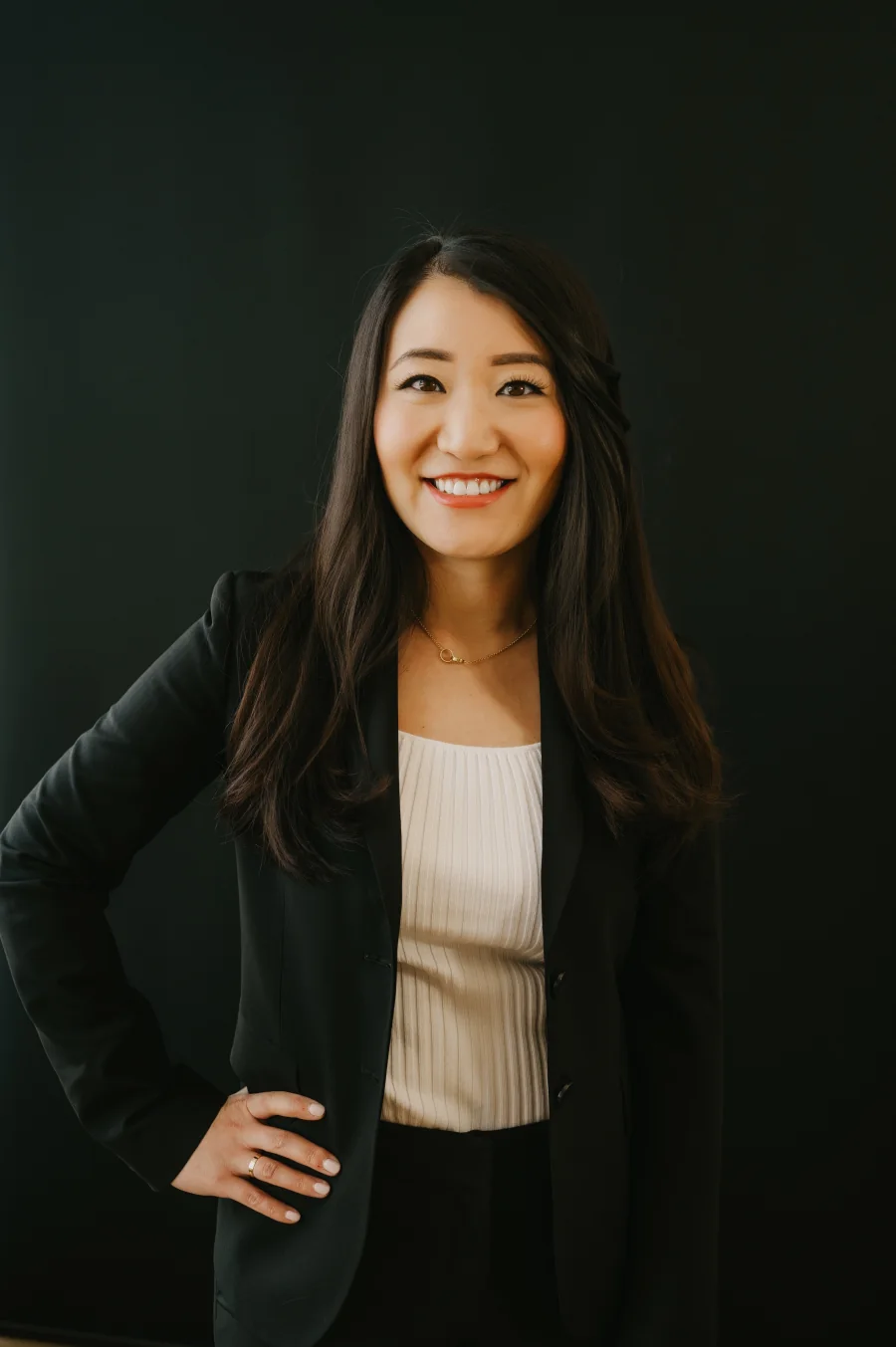Dr. Di Beckman, board-eligible plastic surgeon